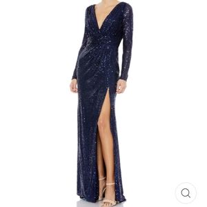 Mac Duggal SEQUINED LONG SLEEVE GOWN MIDNIGHT Size 8
